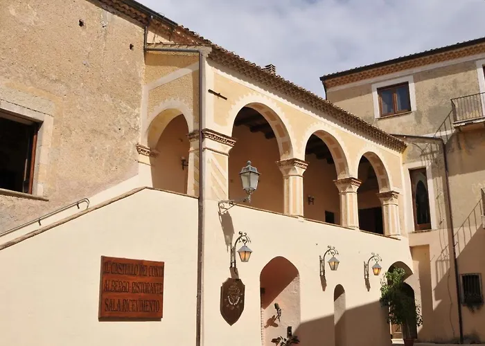 Castello Di Altomonte