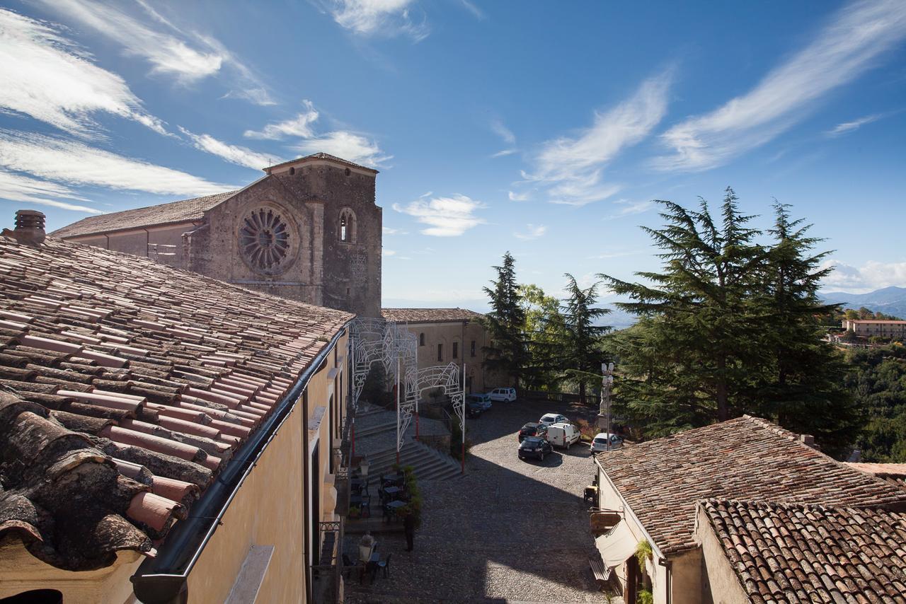 Castello Di 5* Altomonte