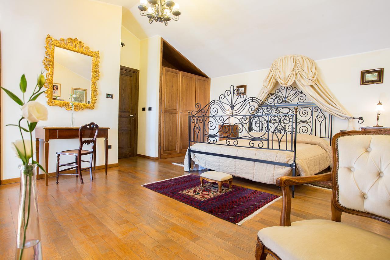 Castello Di Hotel 5*