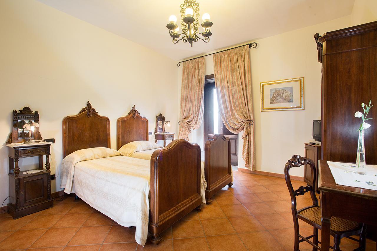Castello Di Hotel 5*