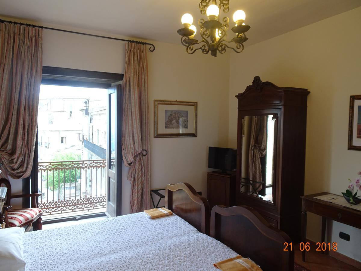Castello Di 5*