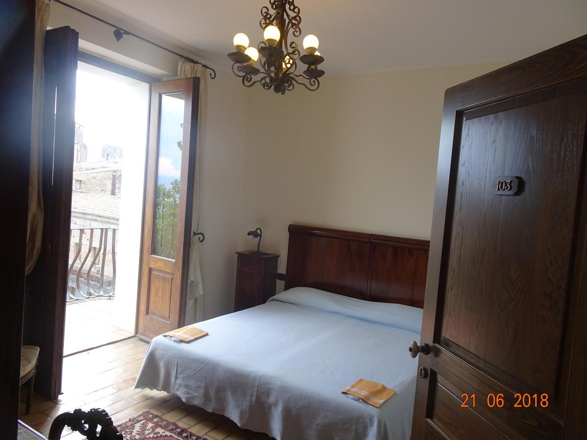 Hotel Castello Di 5*